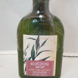 NEW Bath & Body Works Iced Eucalyptus Nourishing Hand Soap 8 FL OZ / 236 ML